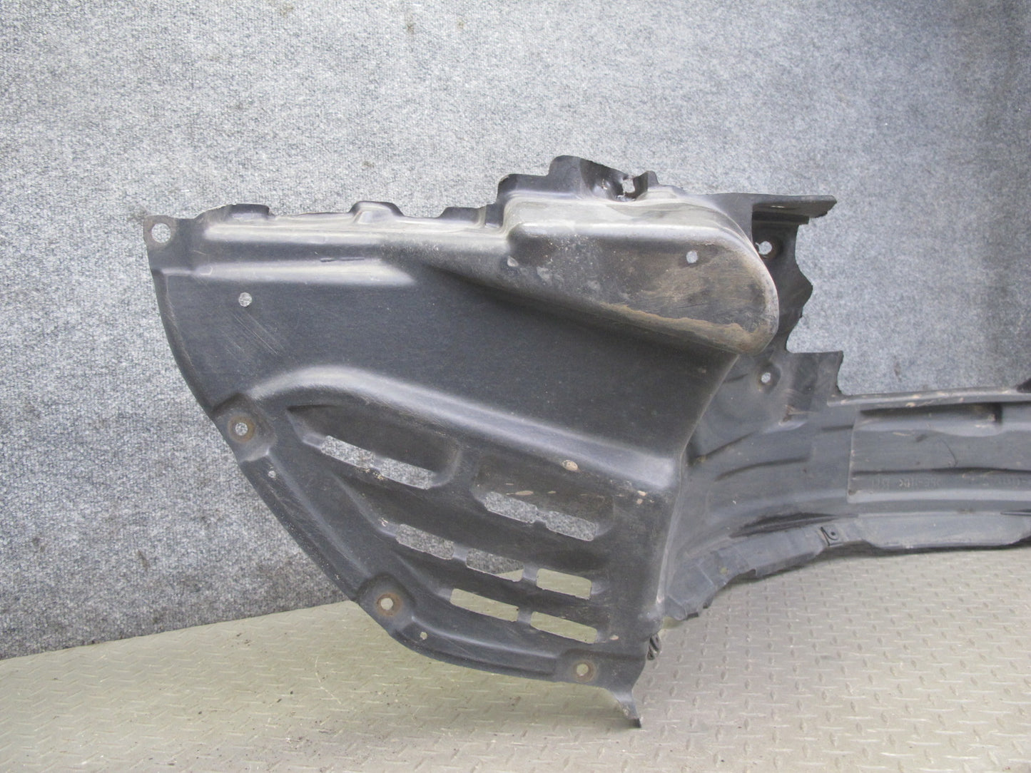 95-97 Lexus UCF20L LS400 Set of 2 Front Wheel Fender Liner Splash Shield OEM