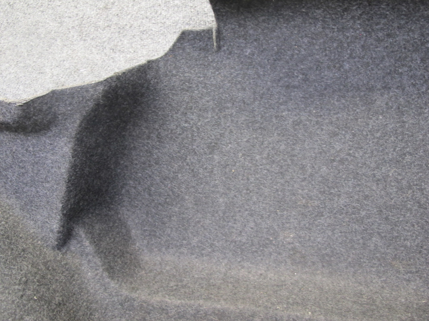 86-91 Mercedes W126 S-class Rear Right Trunk Carpet Liner Trim Cover Gray OEM