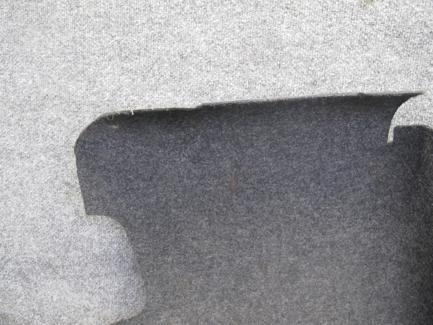 86-91 Mercedes W126 S-class Rear Left Trunk Carpet Liner Trim Cover Gray OEM