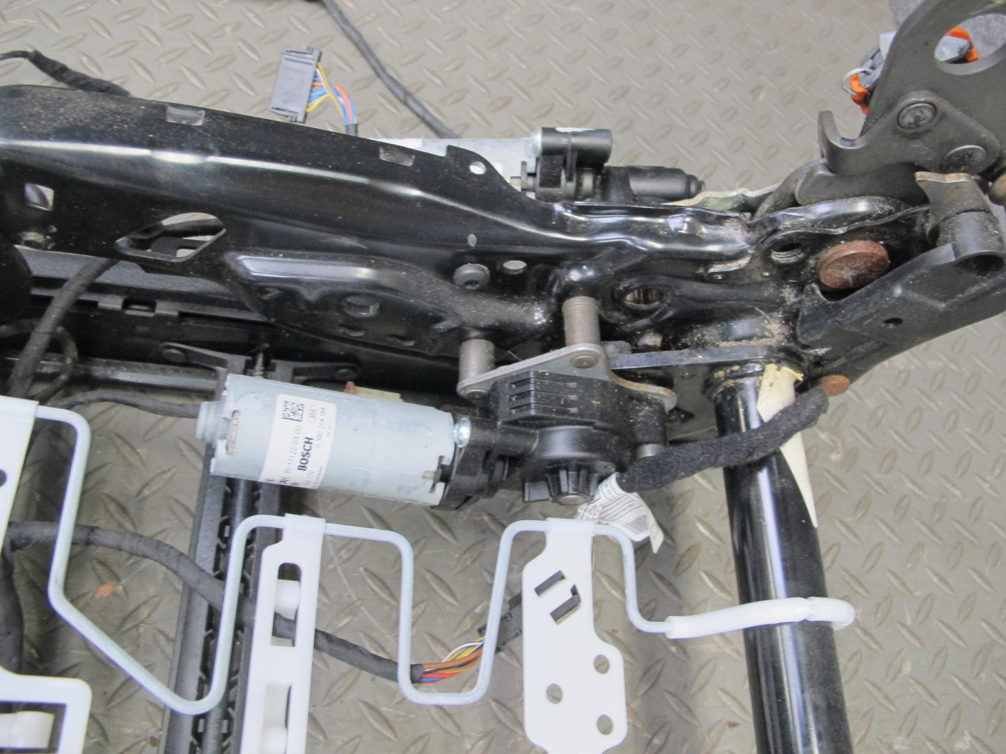 2015-2017 BMW F82 M4 Front Right Seat Lower Frame Track Rail w Motors