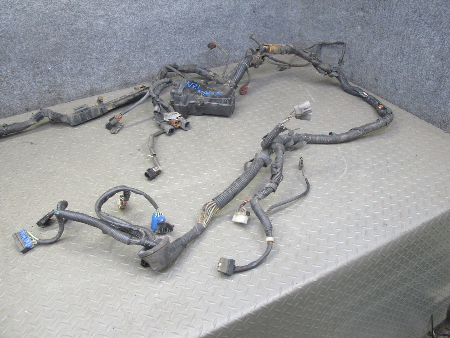 1993 Nissan Z32 300ZX VG30DE NON Turbo AT 2+2 Engine Bay Wire Wiring Harness OEM
