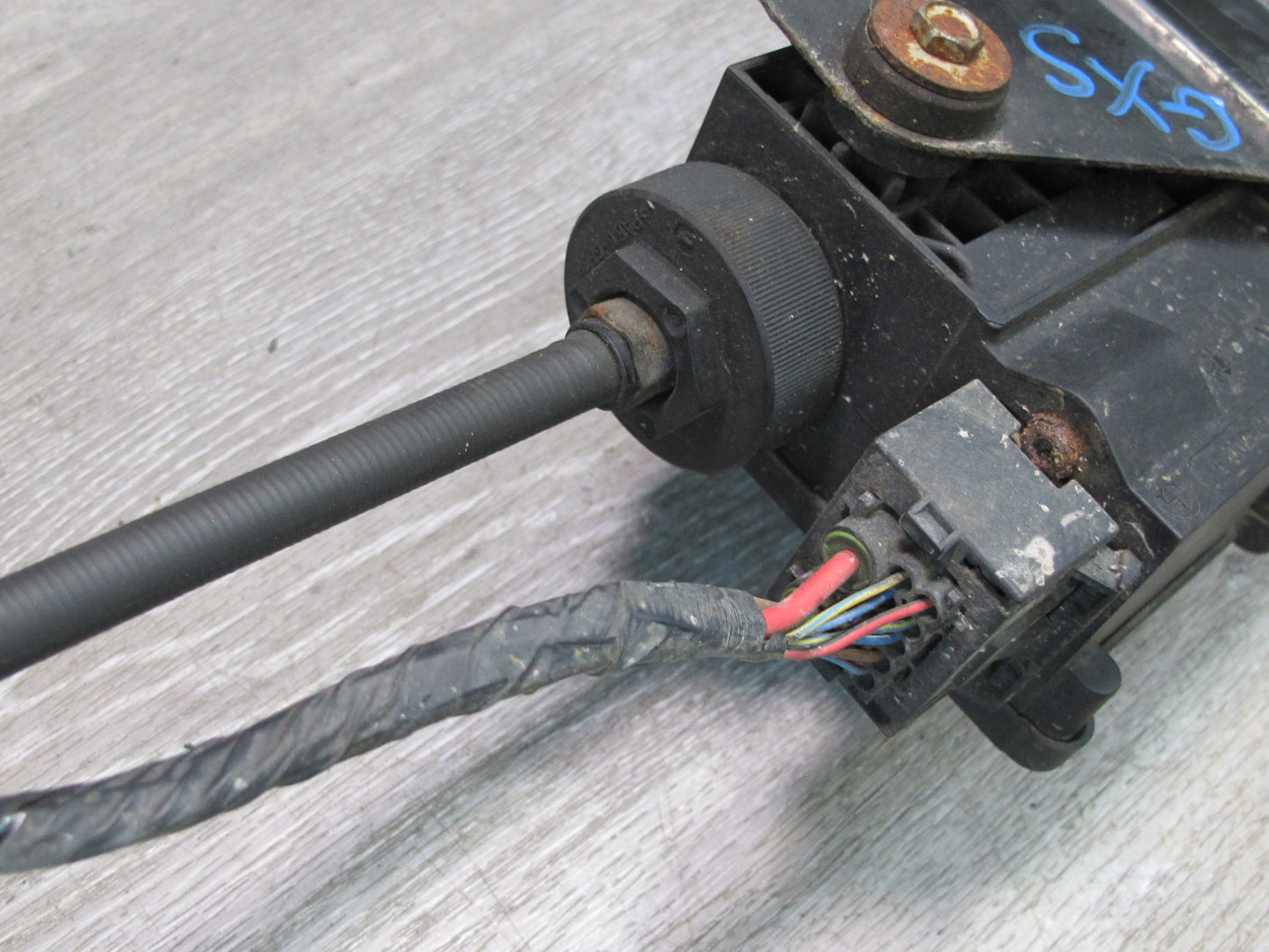 2008-2014 BMW E71 E72 X6 Emergency Parking Brake Actuator Motor W/ Cables