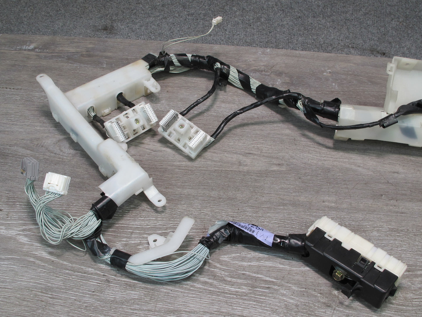 2003-2004 Lexus UZJ100L LX470 Instrument Panel Dashboard Wiring Harness