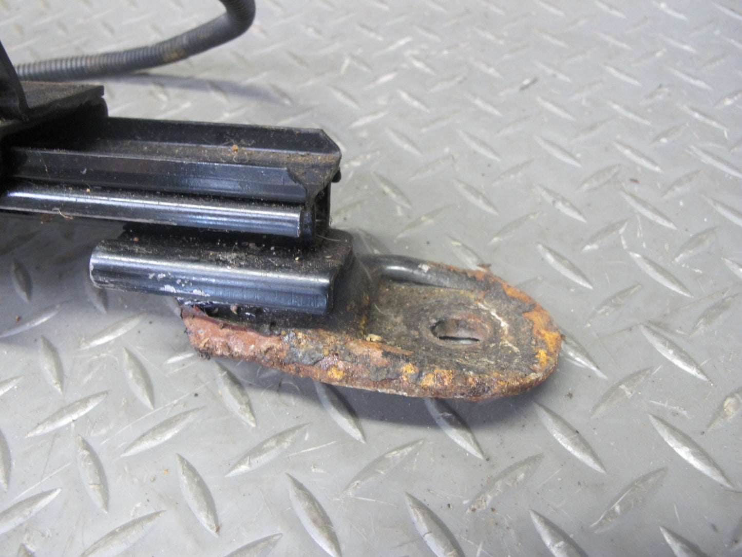 90-96 Nissan 300ZX Z32 2+2 Set of 2 Front Right Seat Manual Track Adjuster OEM