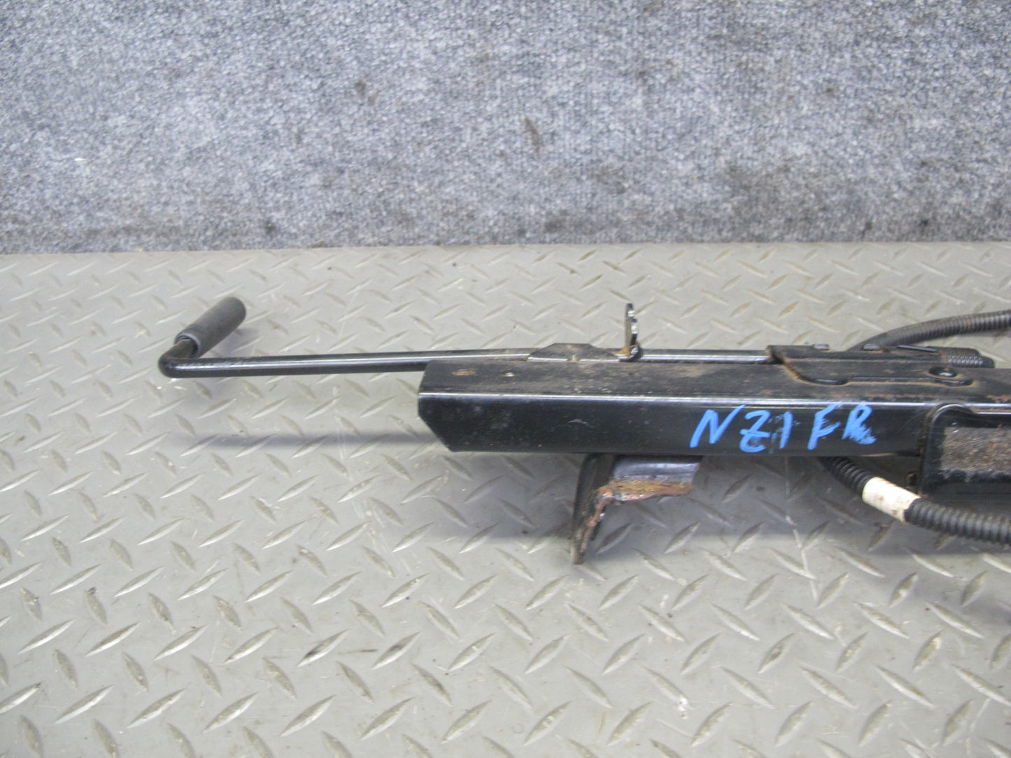 90-96 Nissan 300ZX Z32 2+2 Set of 2 Front Right Seat Manual Track Adjuster OEM