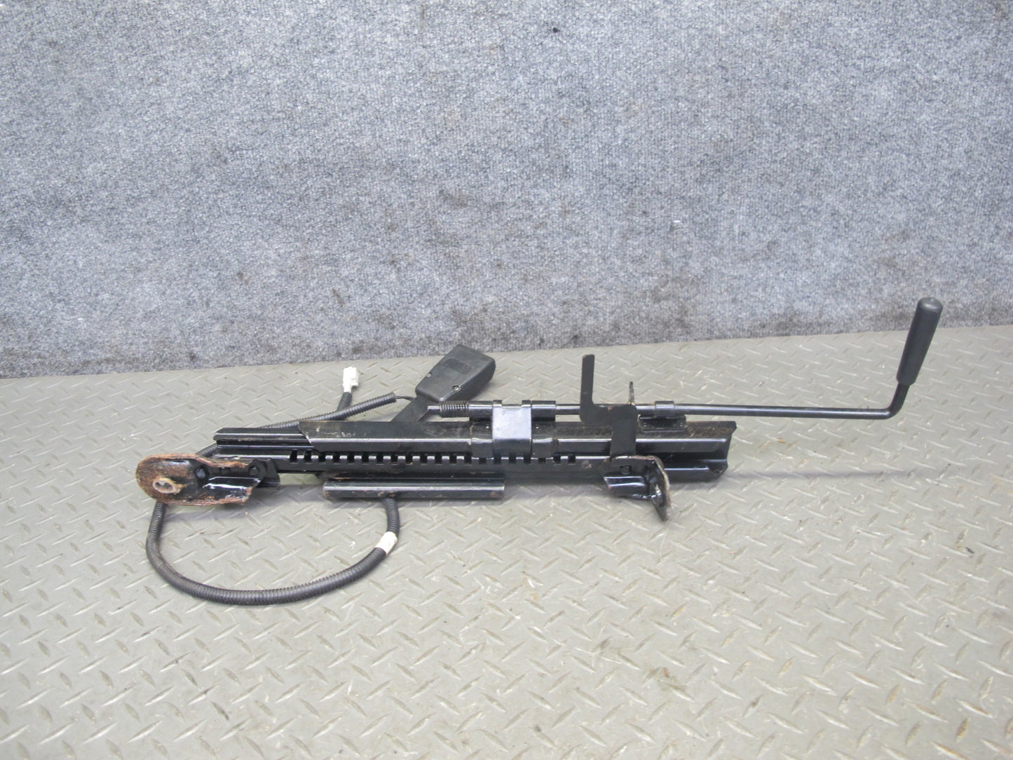 90-96 Nissan 300ZX Z32 2+2 Set of 2 Front Right Seat Manual Track Adjuster OEM