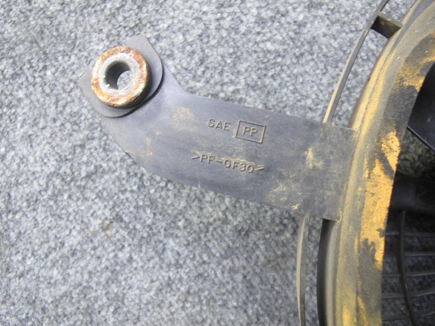 90-96 Nissan Z32 300ZX NON Turbo A/C Condenser 4 Blade Fan Motor OEM