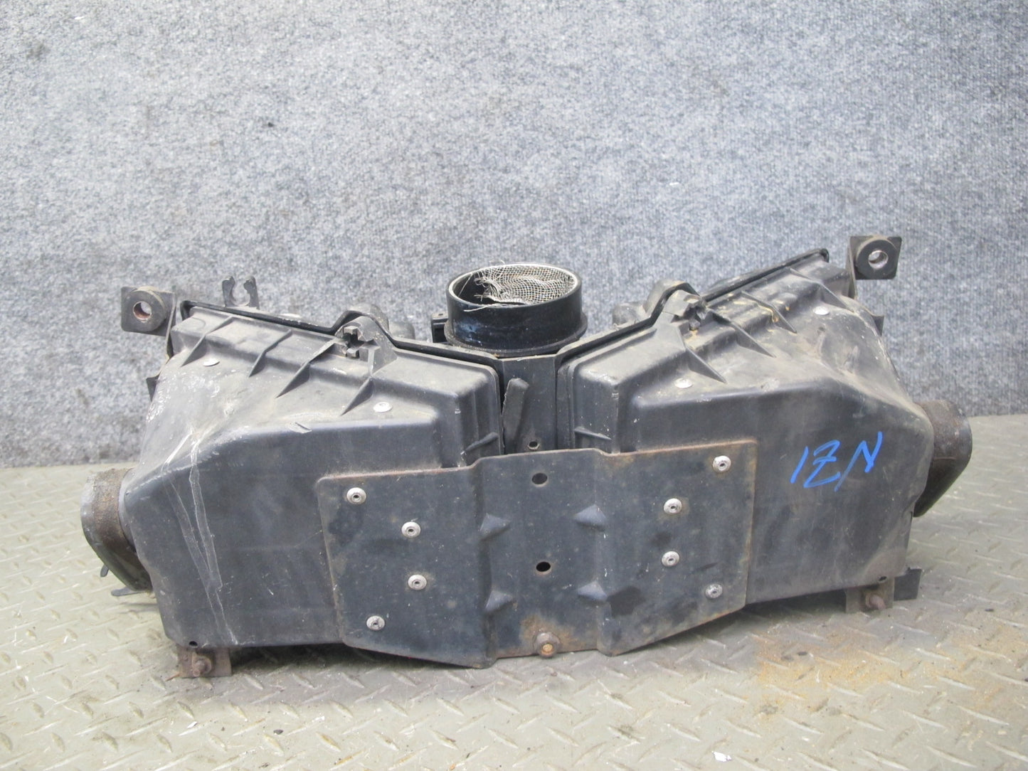 92-93 Nissan Z32 300ZX NON Turbo Air Intake Cleaner Filter Box w MAF Sensor OEM