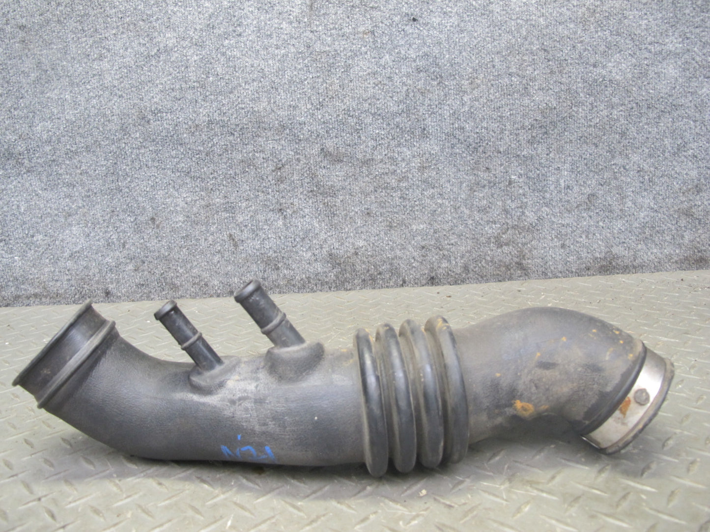 90-96 Nissan Z32 300ZX NON Turbo Left & Right Air Intake Duct Tube Pipe OEM