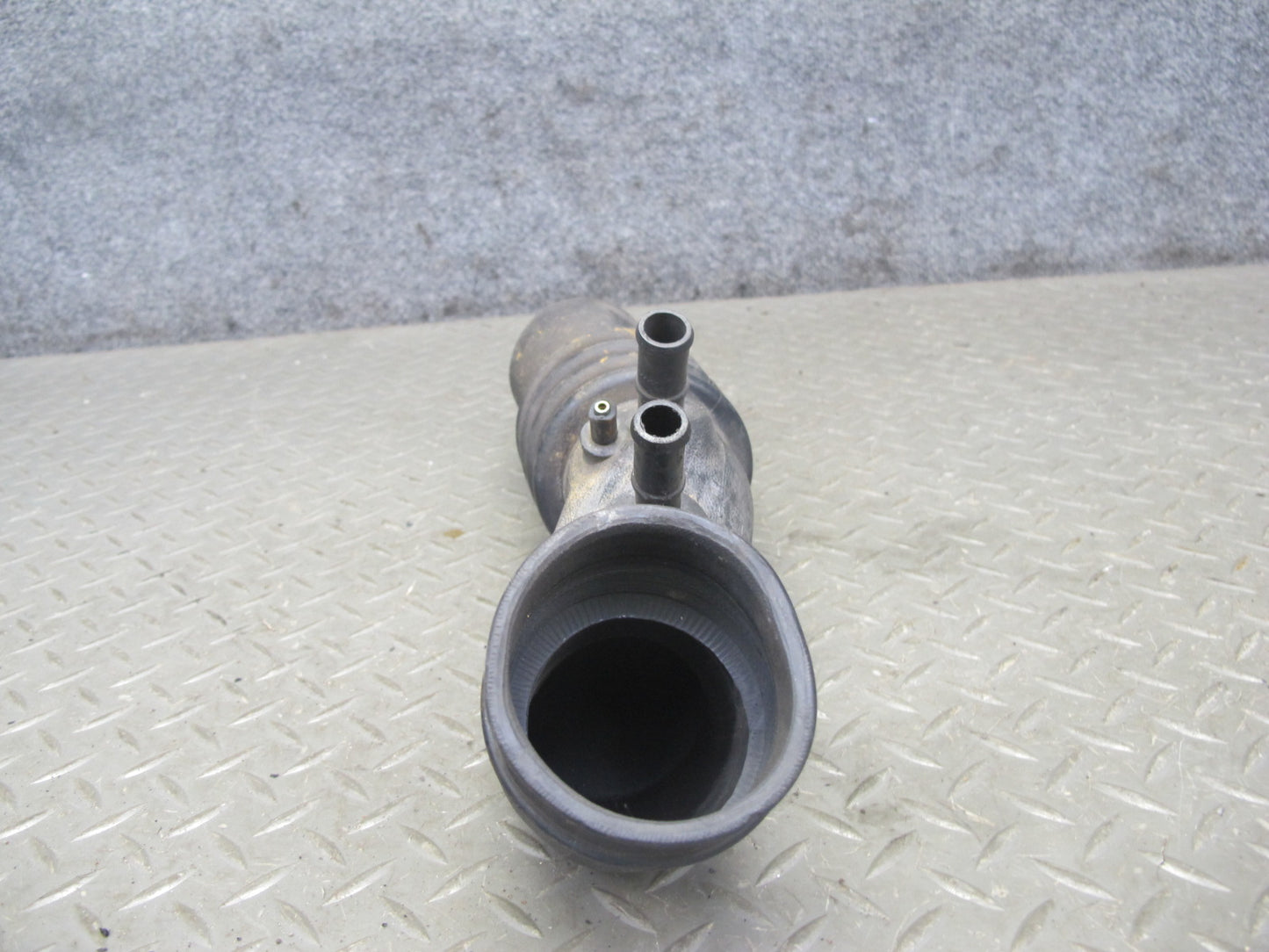 90-96 Nissan Z32 300ZX NON Turbo Left & Right Air Intake Duct Tube Pipe OEM