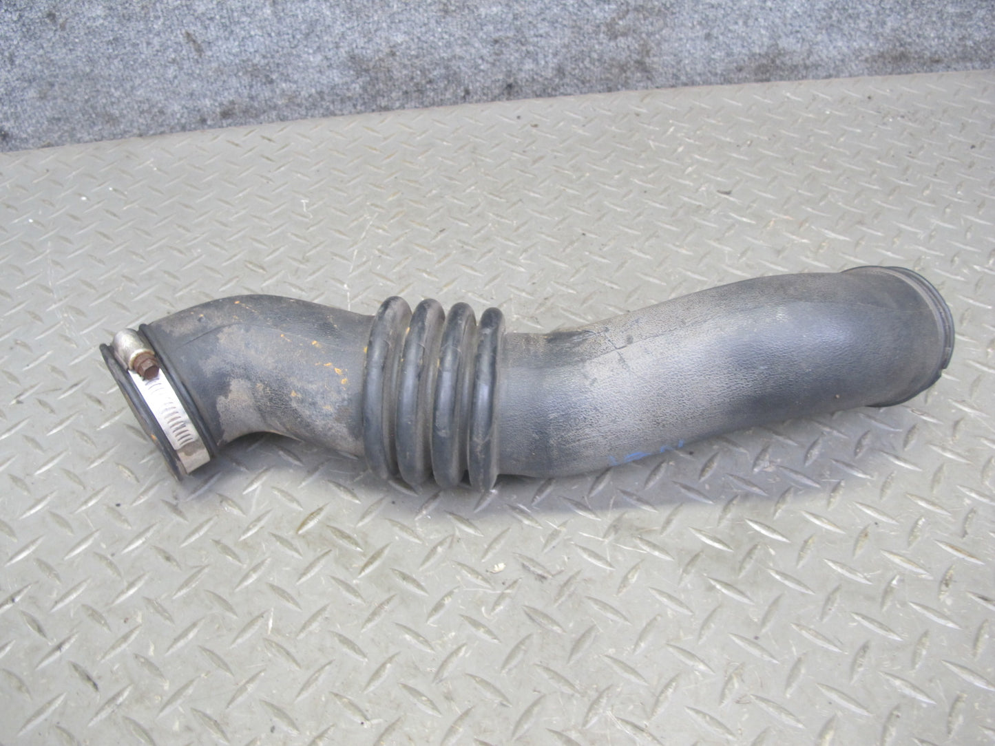 90-96 Nissan Z32 300ZX NON Turbo Left & Right Air Intake Duct Tube Pipe OEM