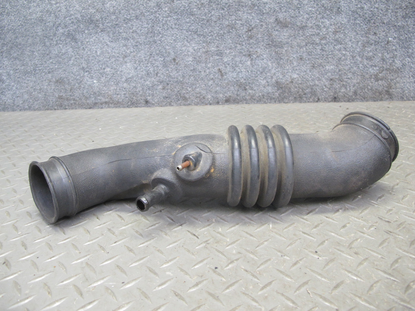 90-96 Nissan Z32 300ZX NON Turbo Left & Right Air Intake Duct Tube Pipe OEM