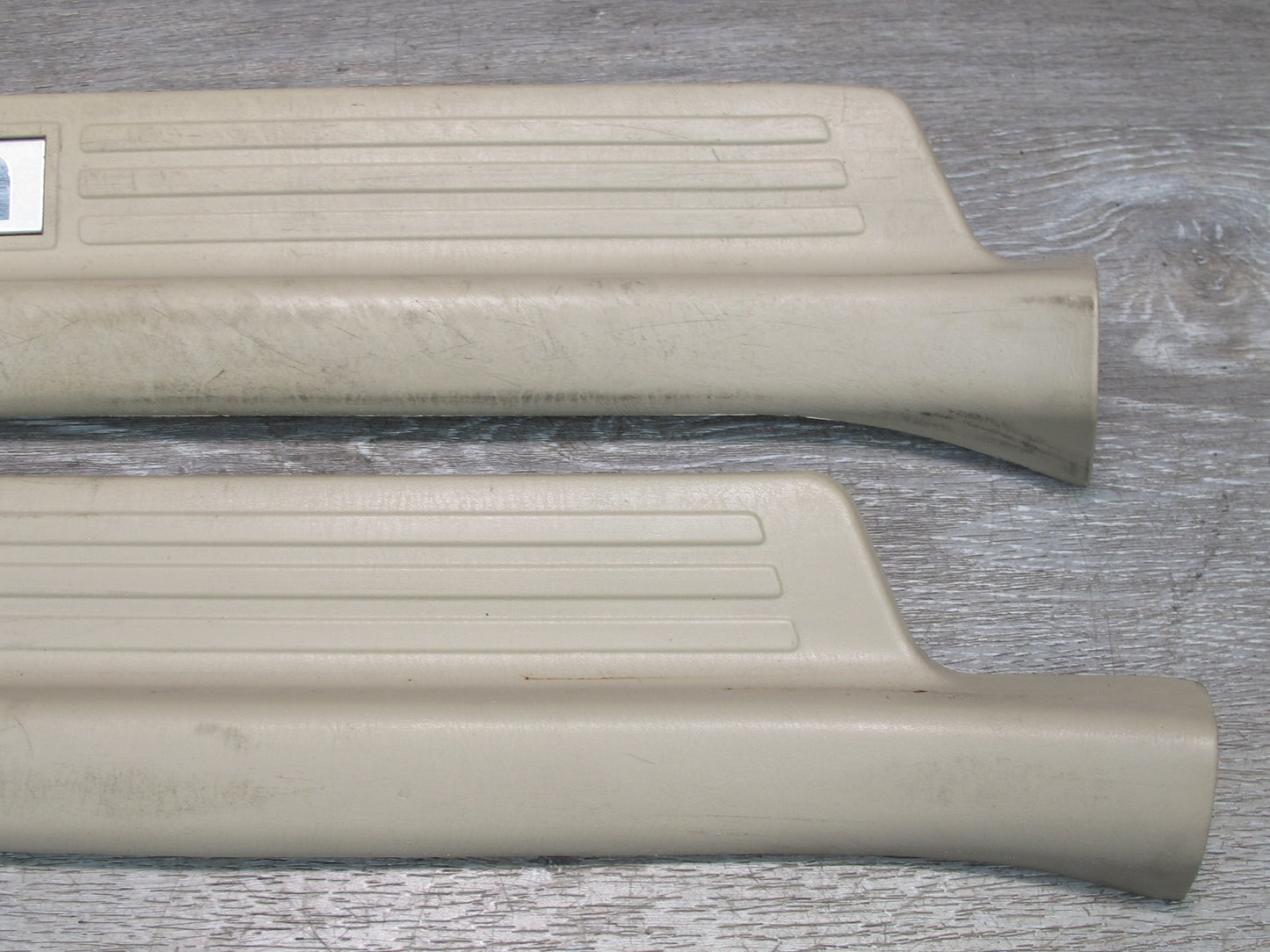 2003-2007 Lexus UZJ100L LX470 Front & Rear Door Scuff Sill Plate Trim Set of 4