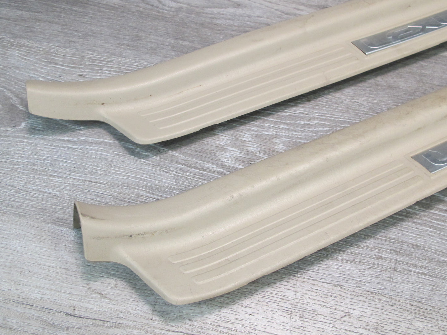 2003-2007 Lexus UZJ100L LX470 Front & Rear Door Scuff Sill Plate Trim Set of 4