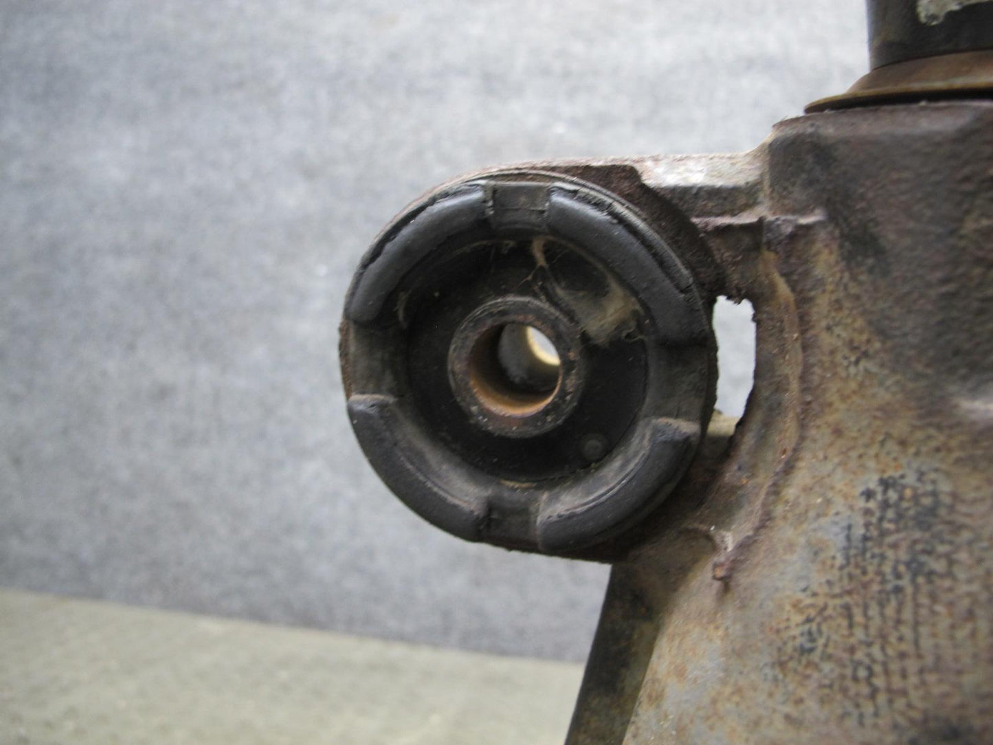 95-97 Lexus UCF20L LS400 Rear Differential Carrier 3.62 Ratio OEM