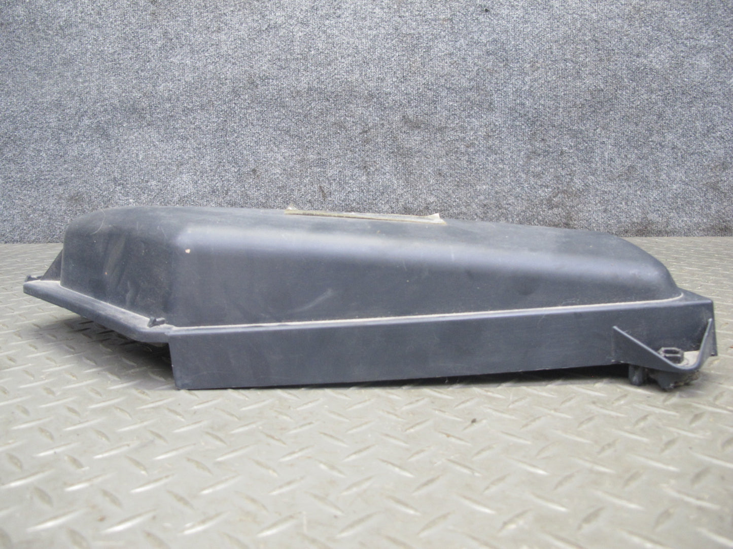 2006-2010 BMW E63 E64 Left Cabin Air Intake Filter Cover 6913503