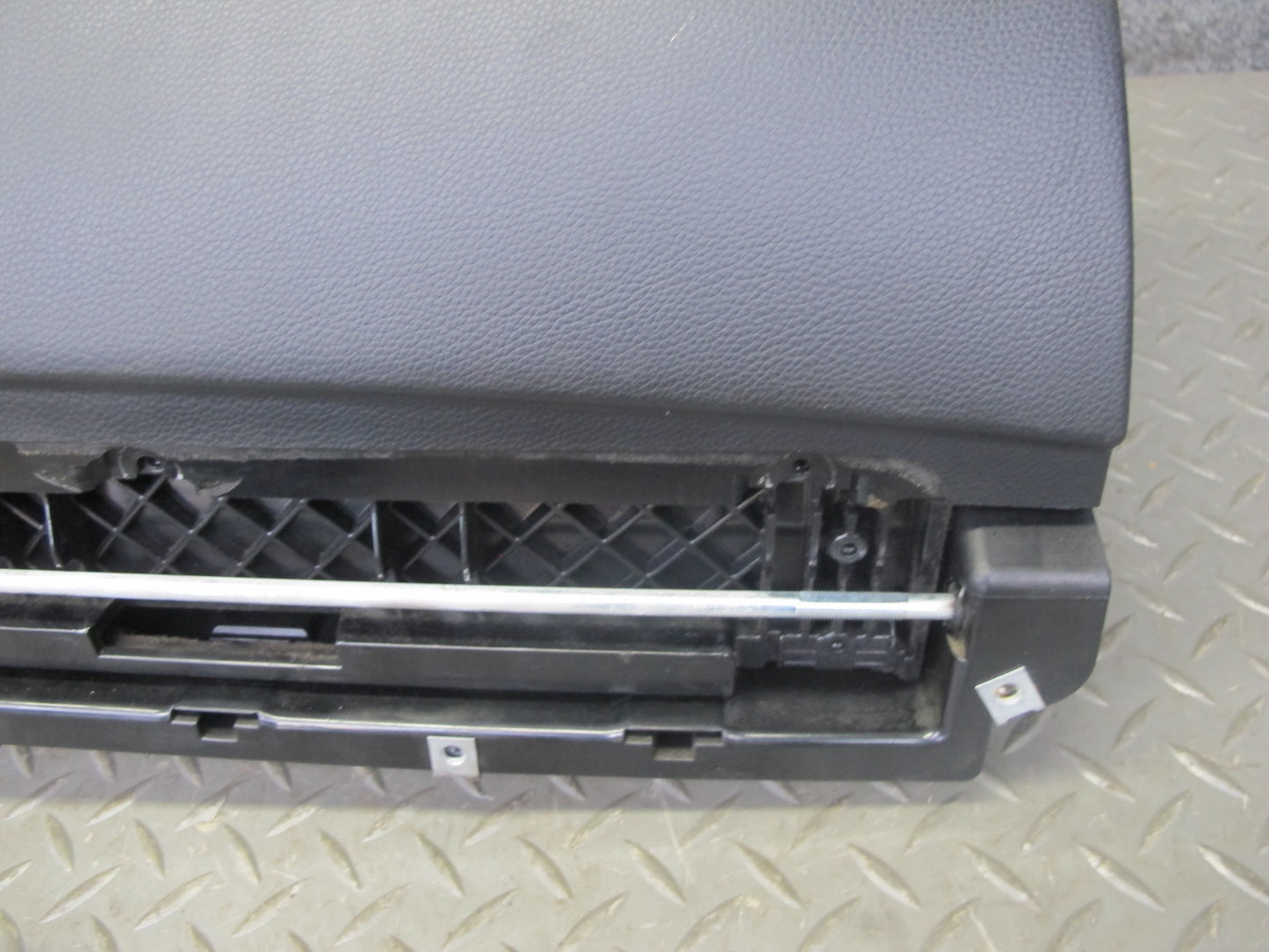 2006-2010 BMW E63 E64 Dash Front Right Glove Box Compartment Storage