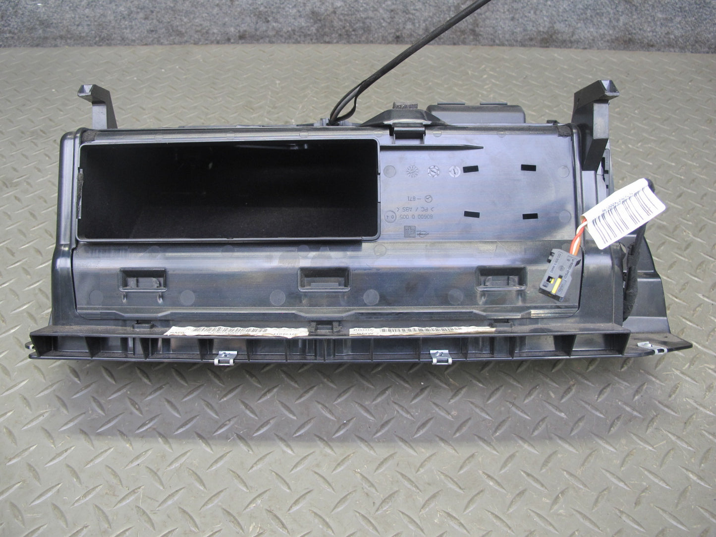 2006-2010 BMW E63 E64 Dash Front Right Glove Box Compartment Storage