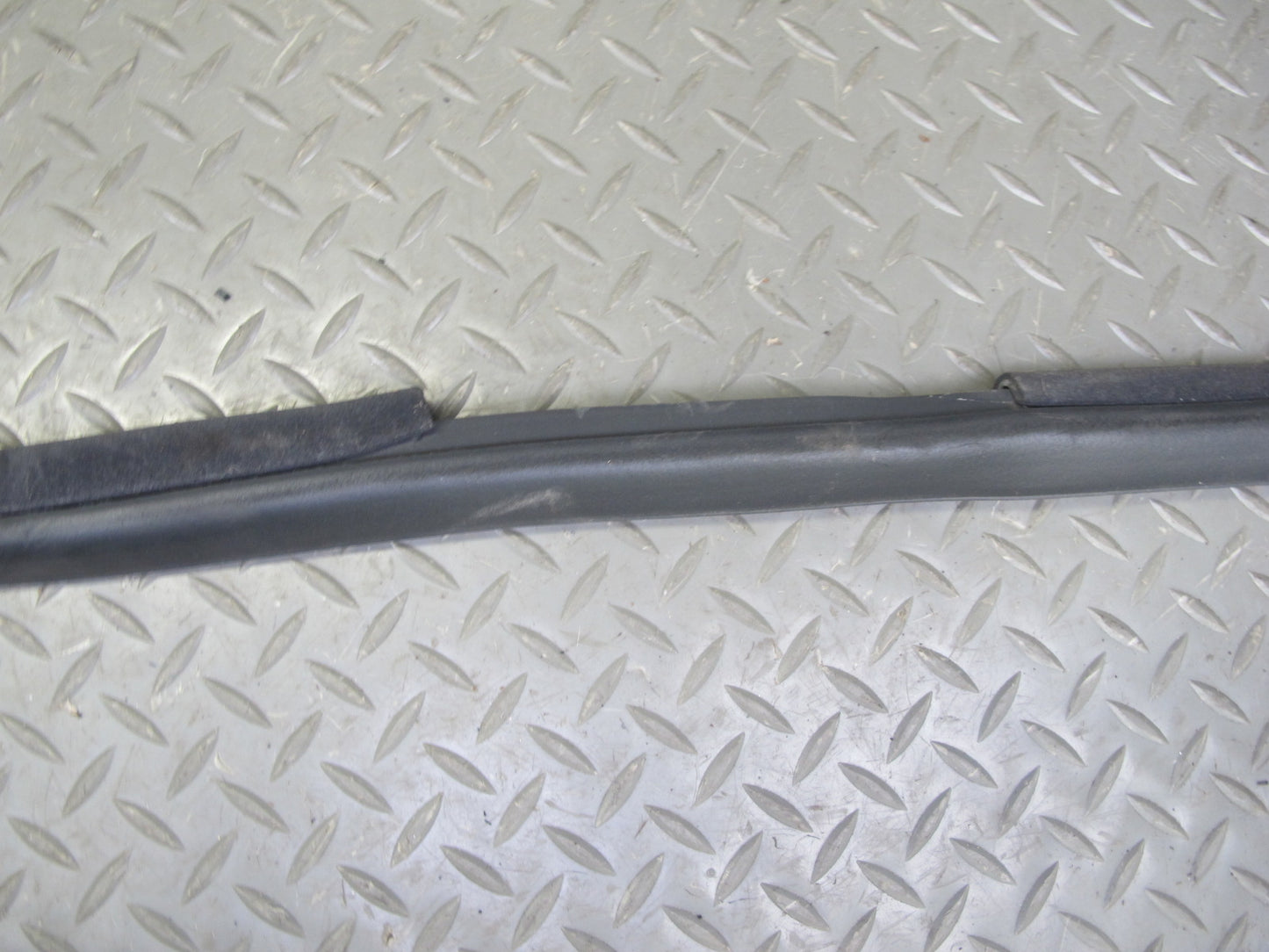 06-10 BMW E63 Coupe Left & Right Door Weatherstrip Rubber Seal Gasket Set