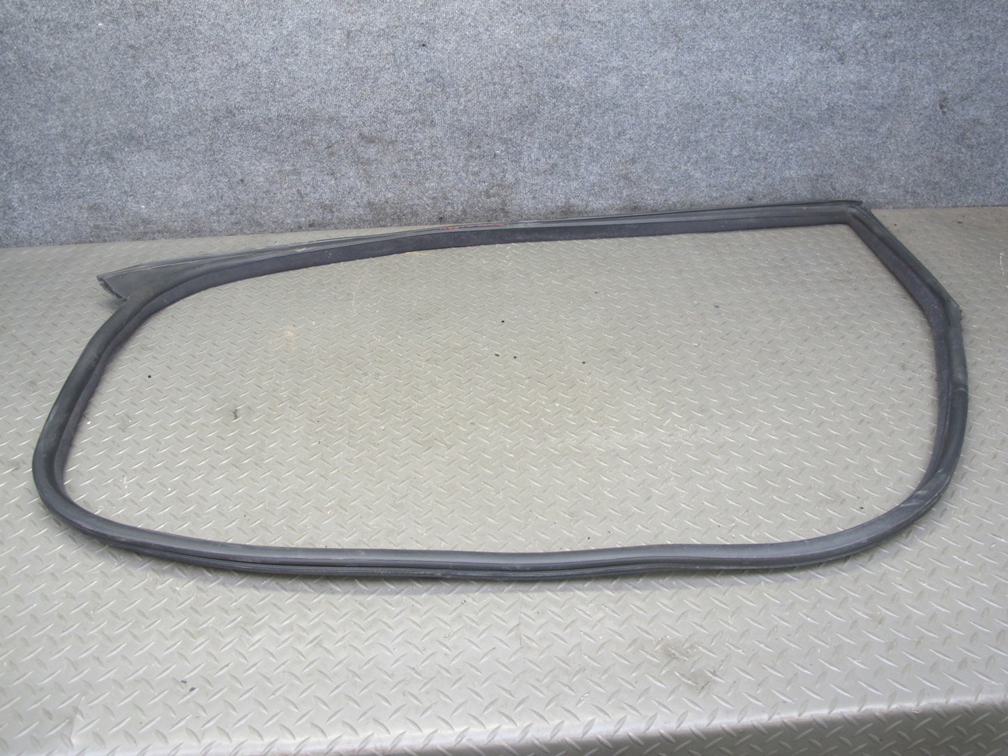 06-10 BMW E63 Coupe Left & Right Door Weatherstrip Rubber Seal Gasket Set