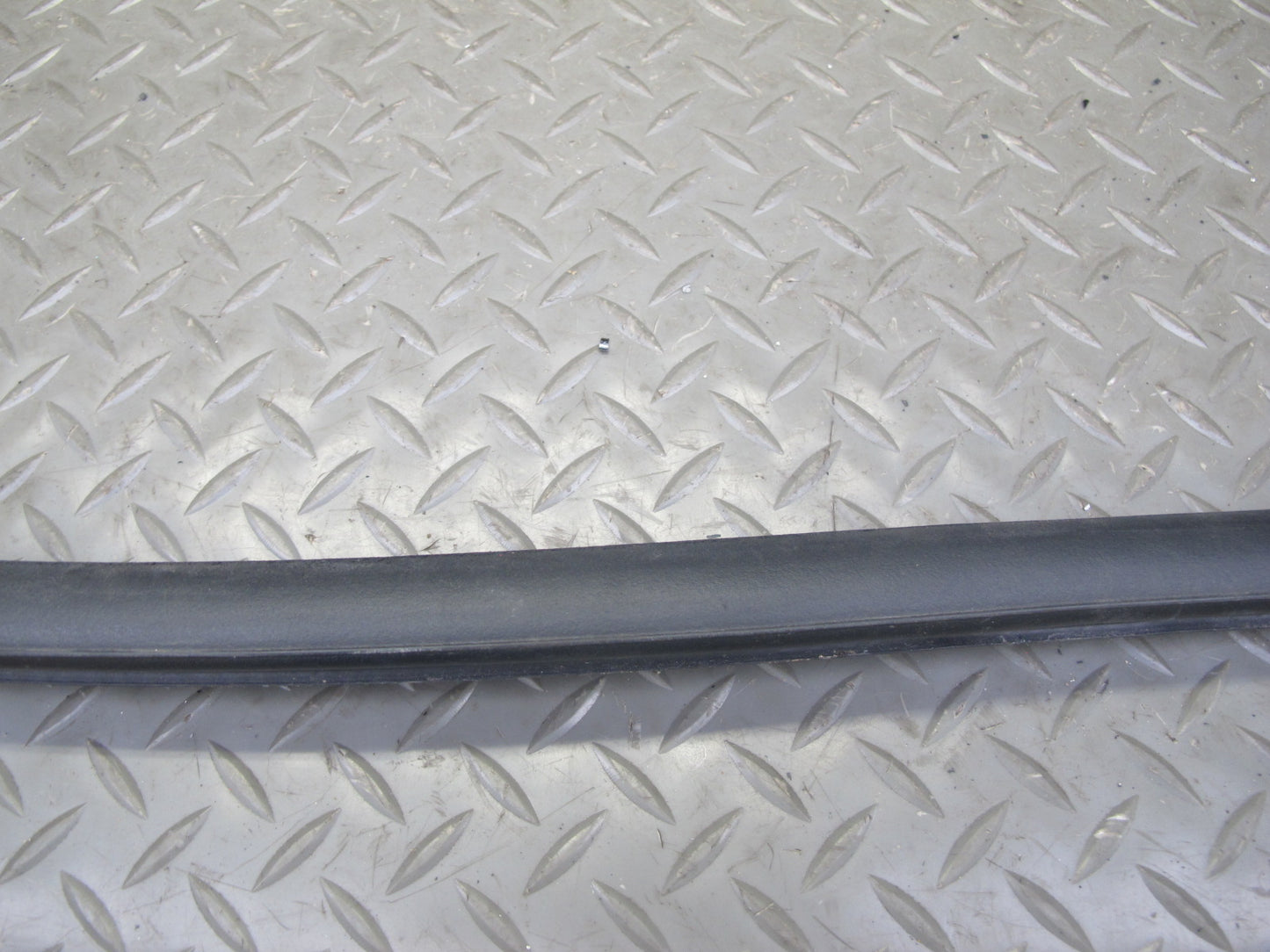 06-10 BMW E63 Coupe Left & Right Door Weatherstrip Rubber Seal Gasket Set
