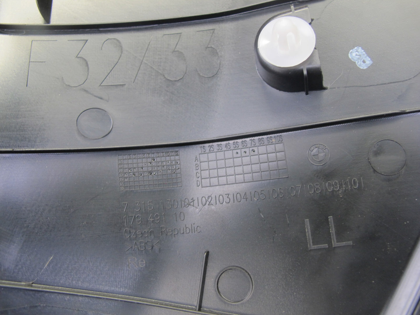 2015-2020 BMW F82 M4 Front Left & Right Kick Trim Cover Panel Set of 2