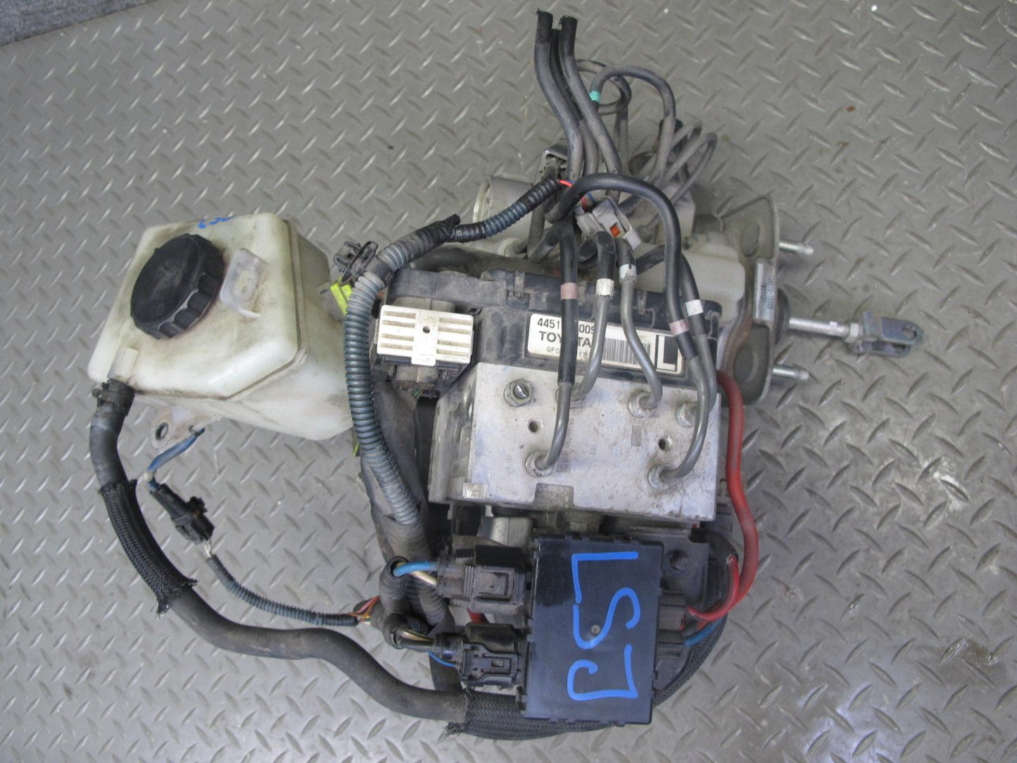 08-09 Lexus LS600h ABS Pump Stability Skid Control Module Brake Master Cylinder
