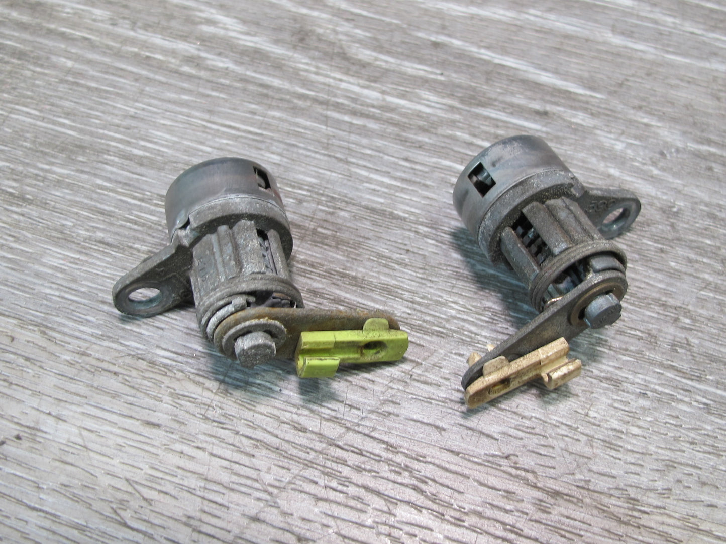 87-89 Toyota MR2 AW15 Ignition Door Glove Rear Trunk Cylinder Lock 2 KEY Set OEM