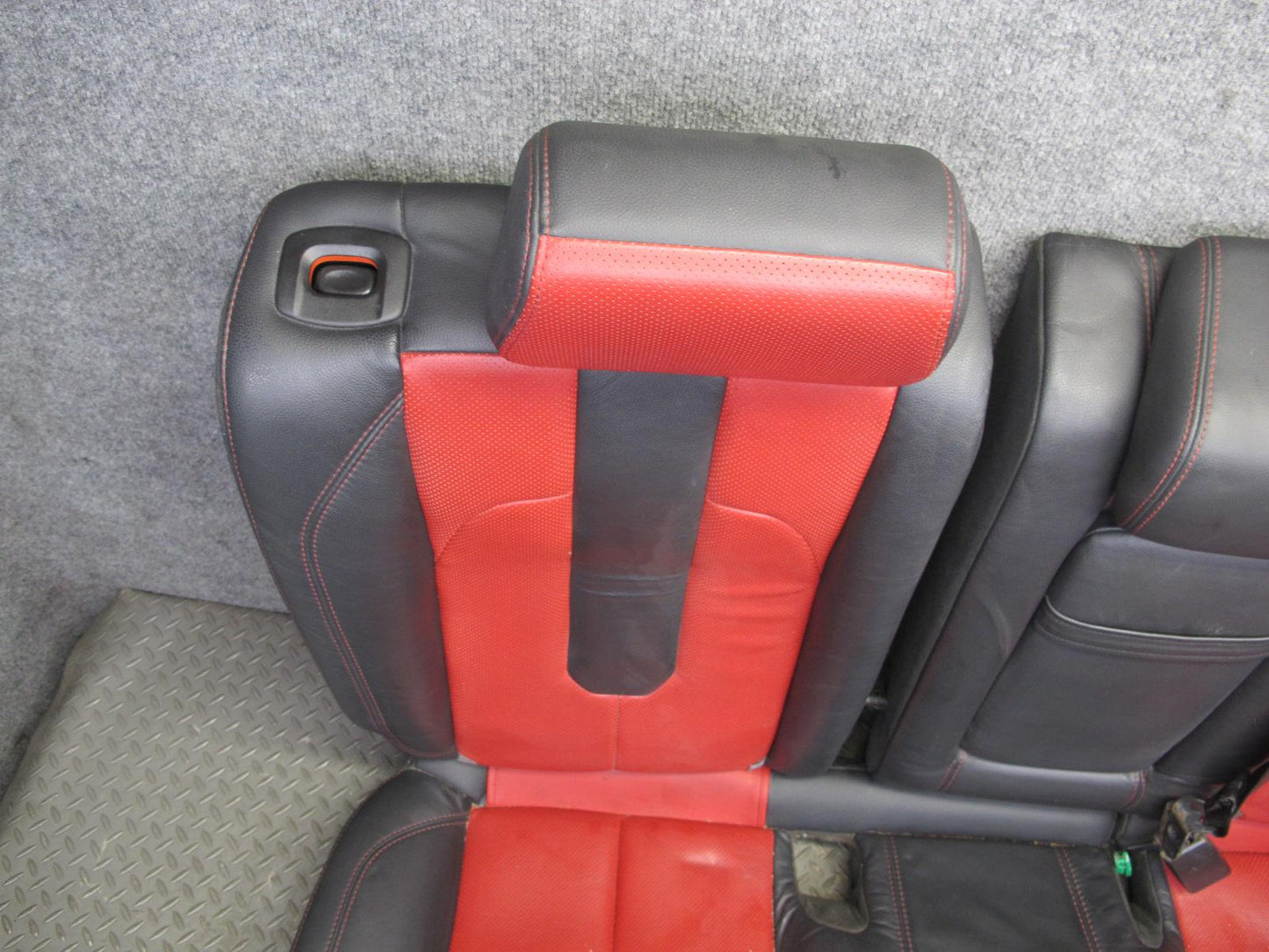 12-15 Range Rover Evoque L538 Rear Seat Upper & Lower Leather Cushion Set
