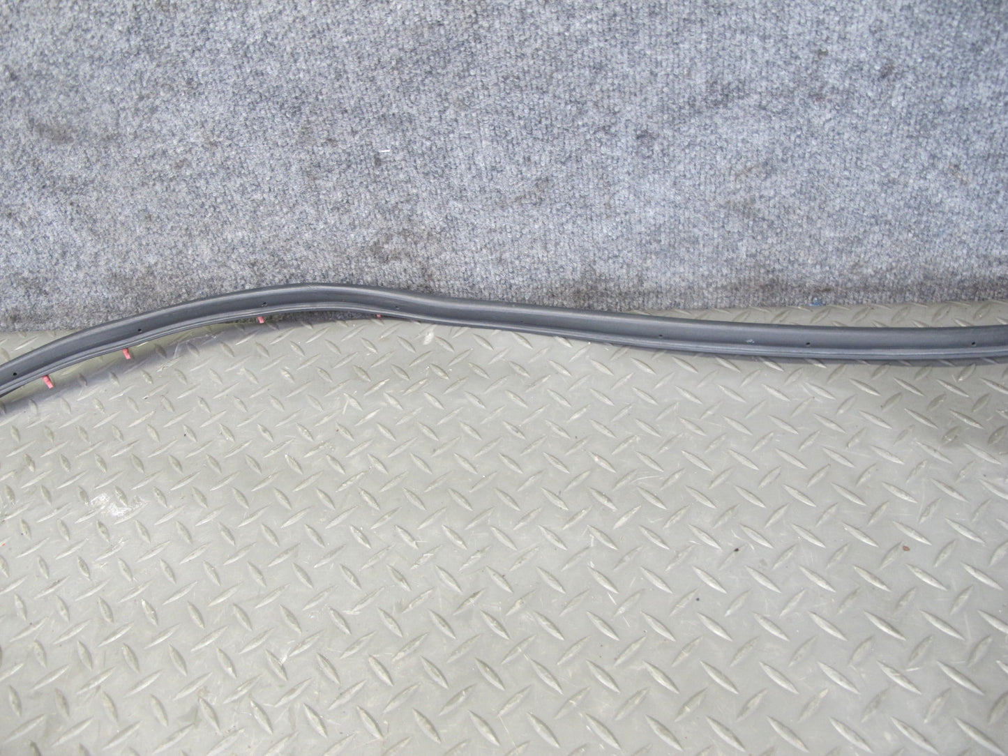 2003-2007 Lexus LX470 Front Left Side Door Weatherstrip Rubber Seal Set of 2