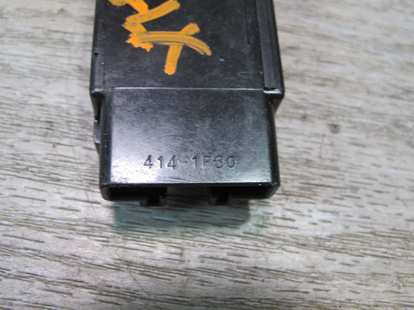 2003-2007 Lexus UZJ100L LX470 Gear Transmission Pattern PWR 2ND Switch Button