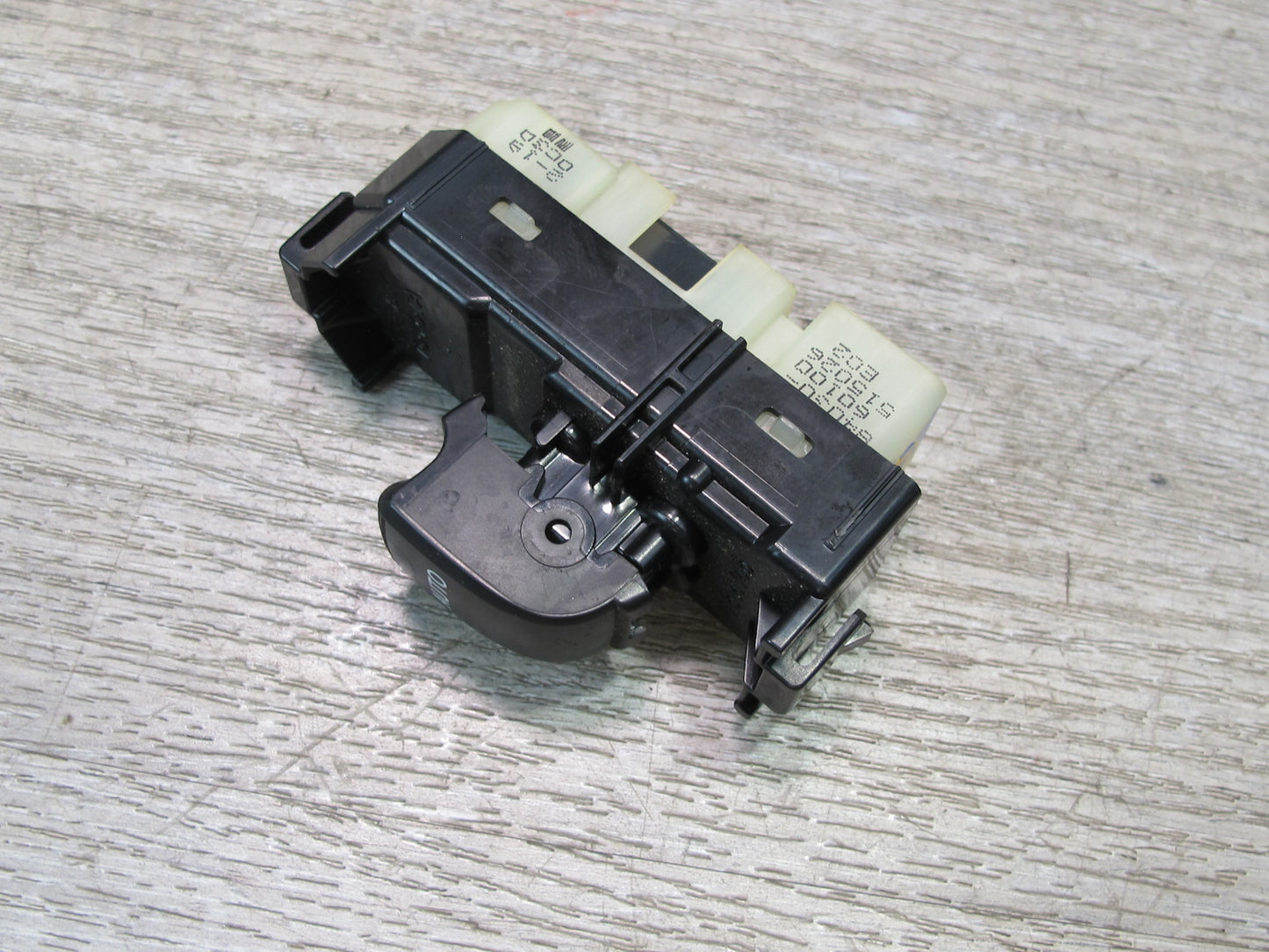 2003-2007 Lexus UZJ100L LX470 Rear Left Driver Side Power Window Switch