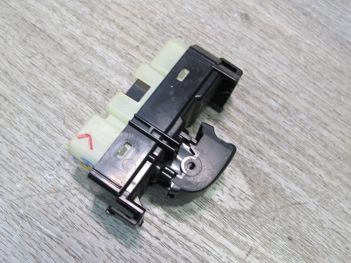 2003-2007 Lexus UZJ100L LX470 Rear Left Driver Side Power Window Switch