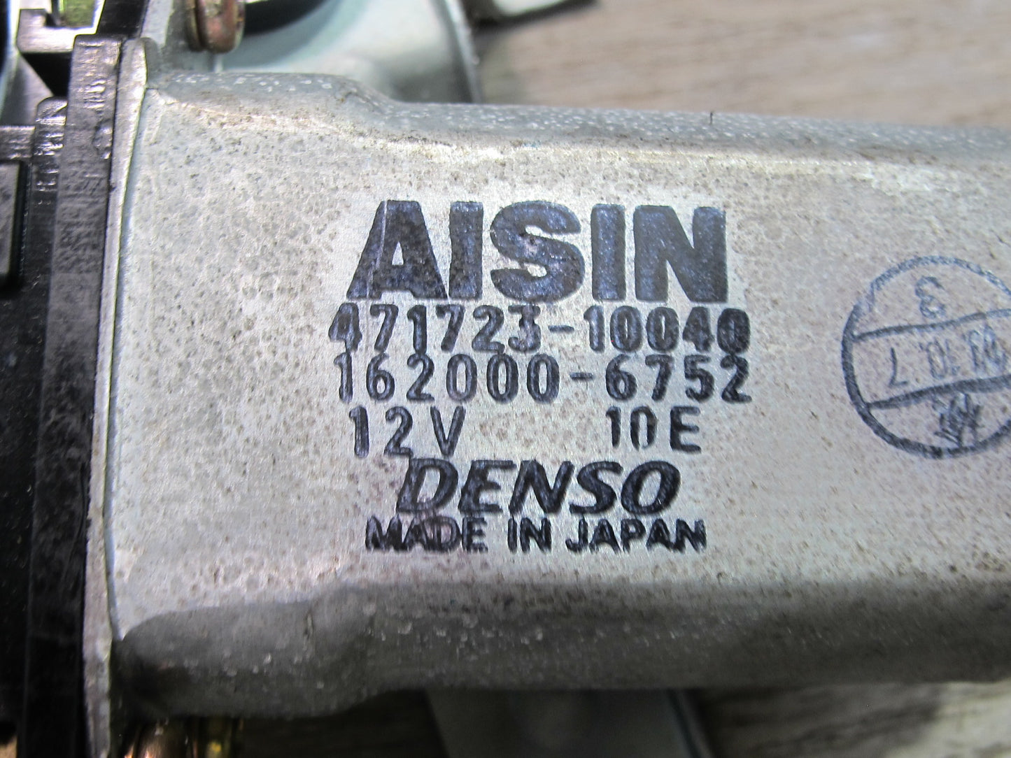 2003-2007 Lexus UZJ100L LX470 Sunroof Moon Roof Motor Drive Unit 89721-60050
