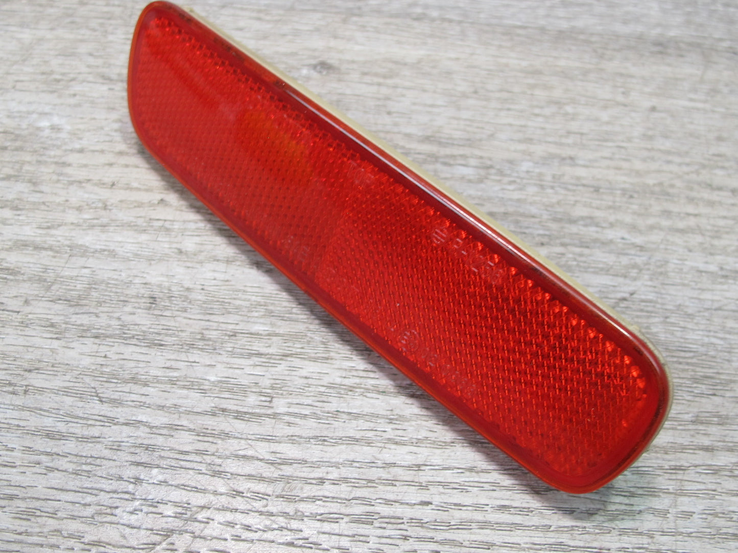 2003-2007 Lexus UZJ100L LX470  Rear Bumper Left & Right Side Light Reflector Set