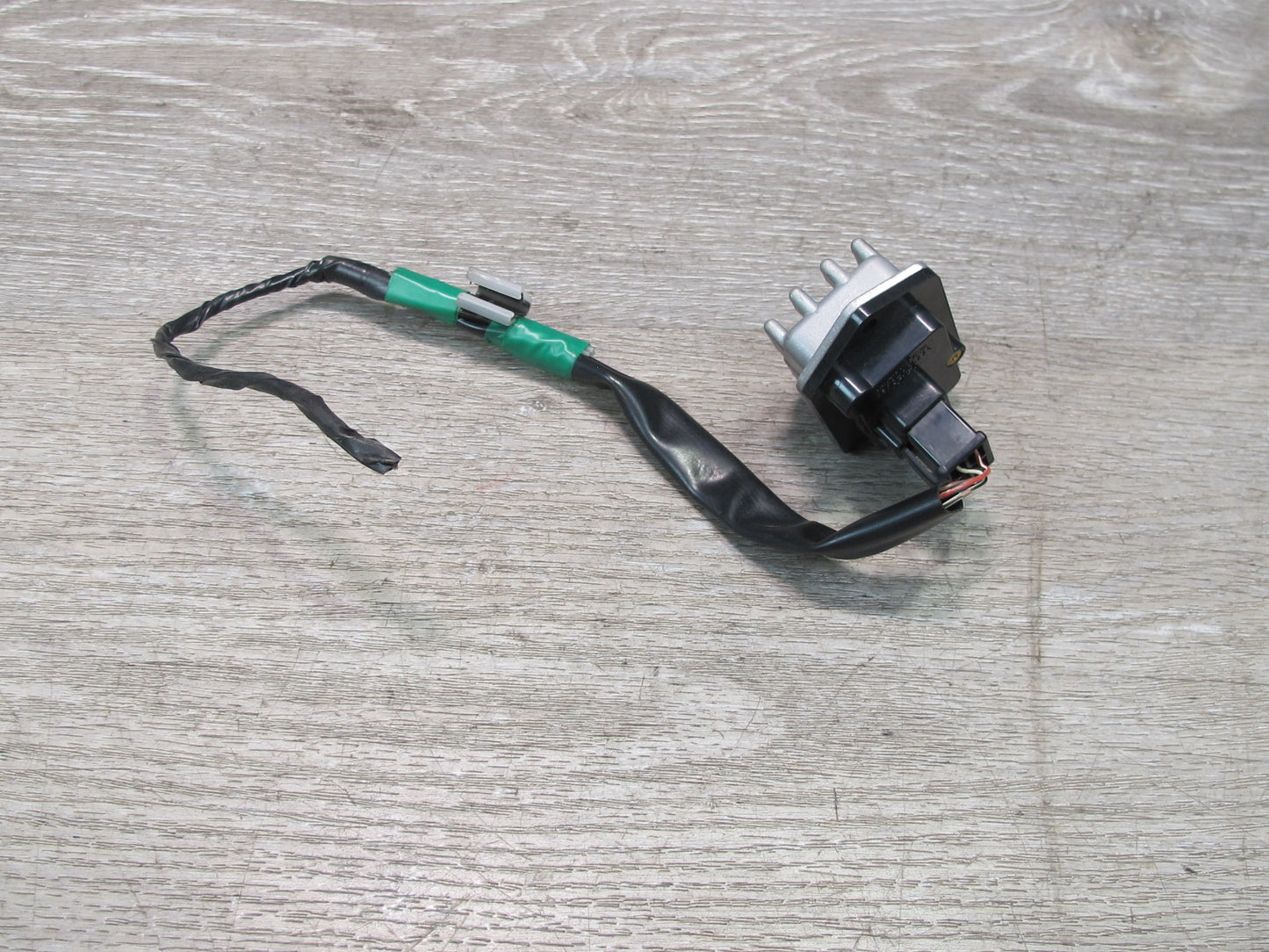 2003-2007 Lexus J100 LX470 Under Seat A/C Heater Blower Motor Fan Resistor