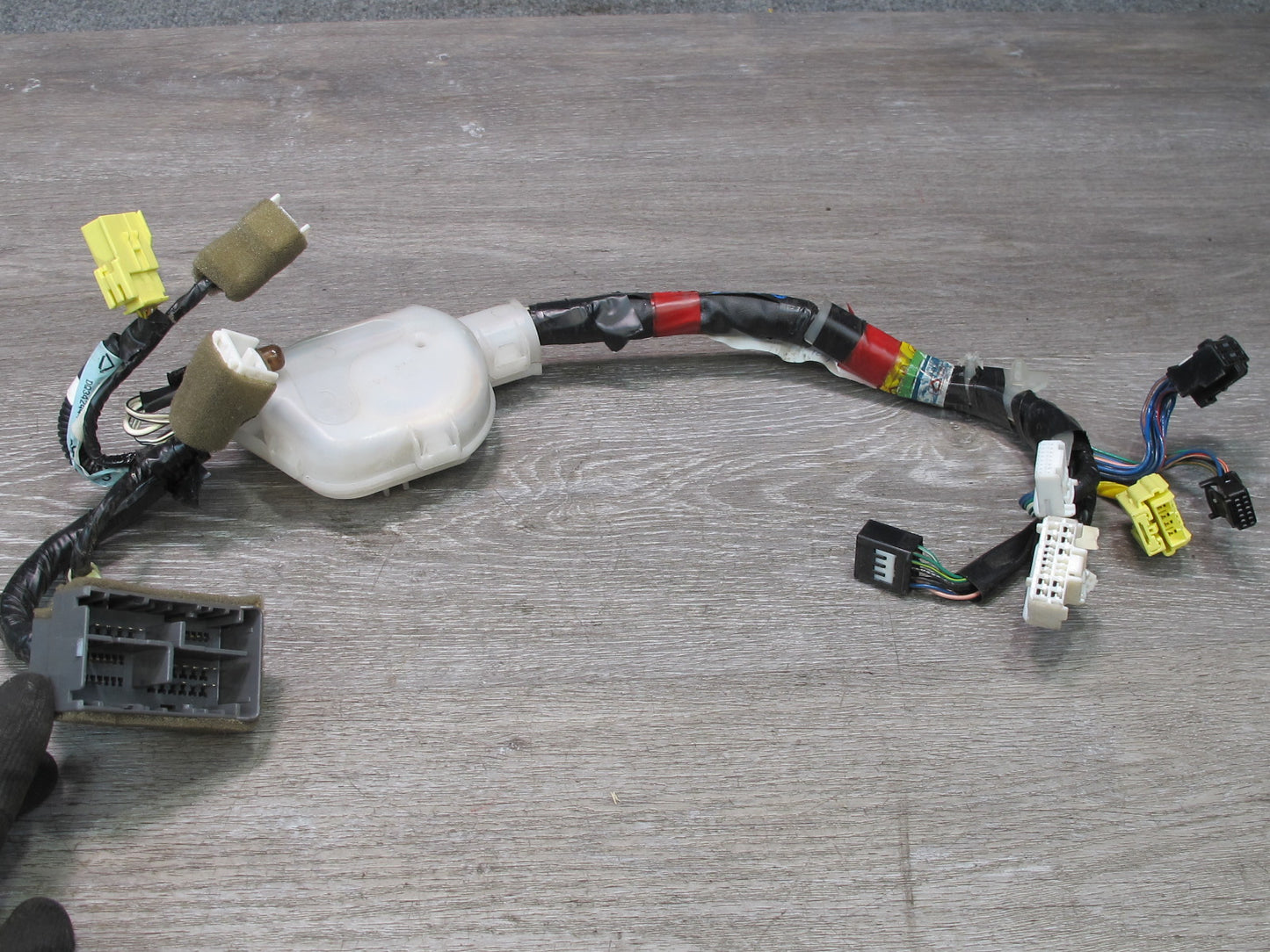 2003-2007 Lexus UZJ100L LX470 Steering Column Wire Cable Harness 82128-60054