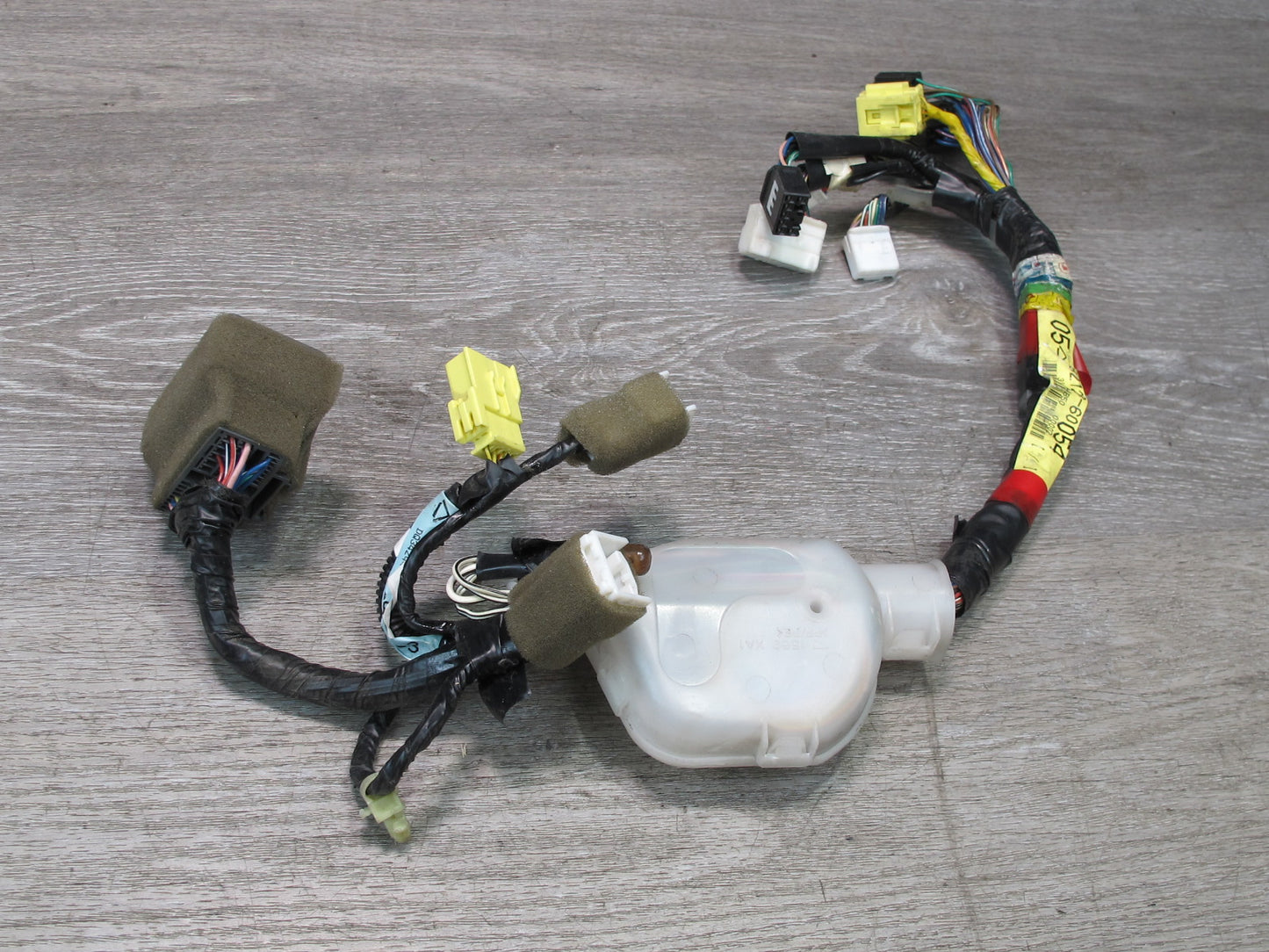 2003-2007 Lexus UZJ100L LX470 Steering Column Wire Cable Harness 82128-60054