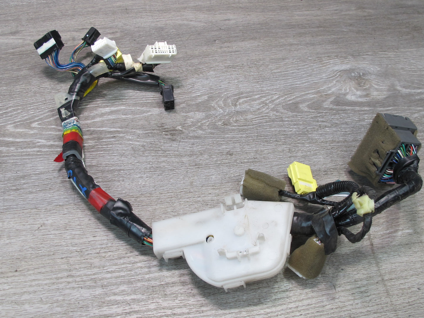 2003-2007 Lexus UZJ100L LX470 Steering Column Wire Cable Harness 82128-60054