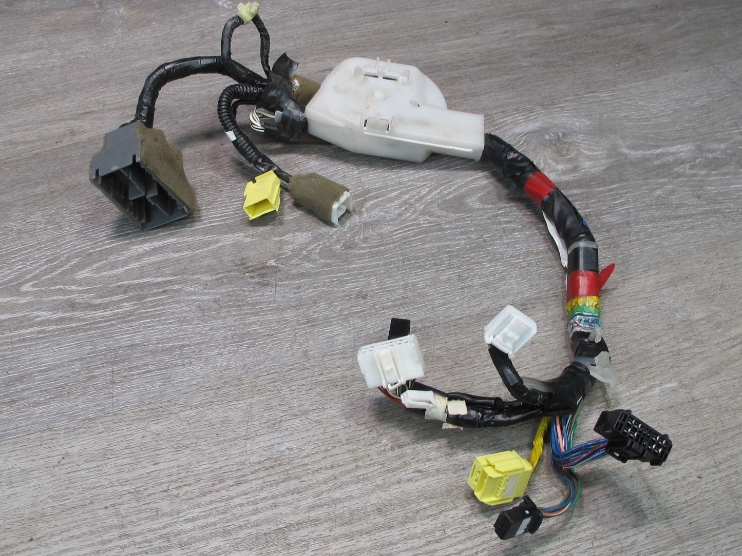 2003-2007 Lexus UZJ100L LX470 Steering Column Wire Cable Harness 82128-60054