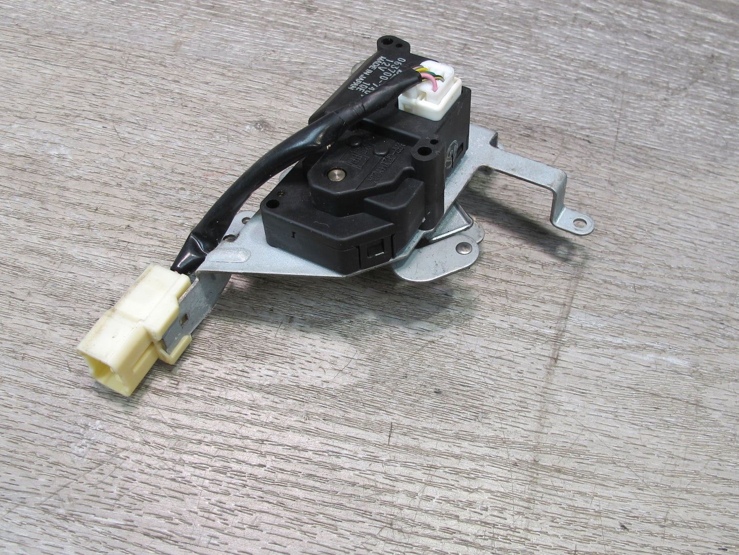 2003-2007 Lexus UZJ100L LX470 A/C Heater Flap Vent Door Actuator Motor Set of 4