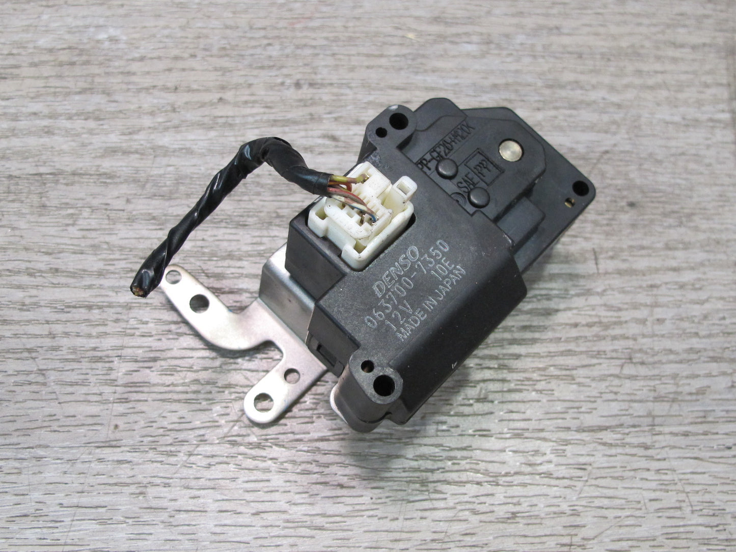 2003-2007 Lexus UZJ100L LX470 A/C Heater Flap Vent Door Actuator Motor Set of 4