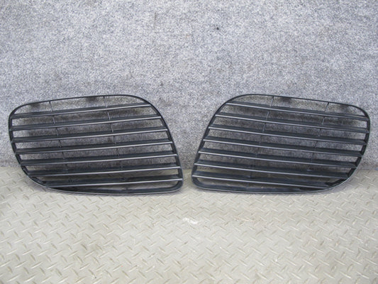 2003-2006 Porsche Cayenne 955 Turbo Front Left & Right Bumper Air Grille Set