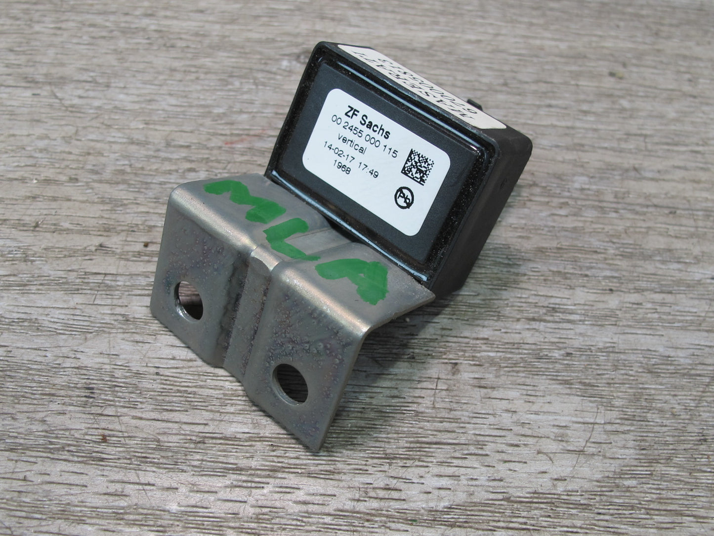 2017-2020 Maserati Levante M161 Rear Acceleration Sensor 670005813