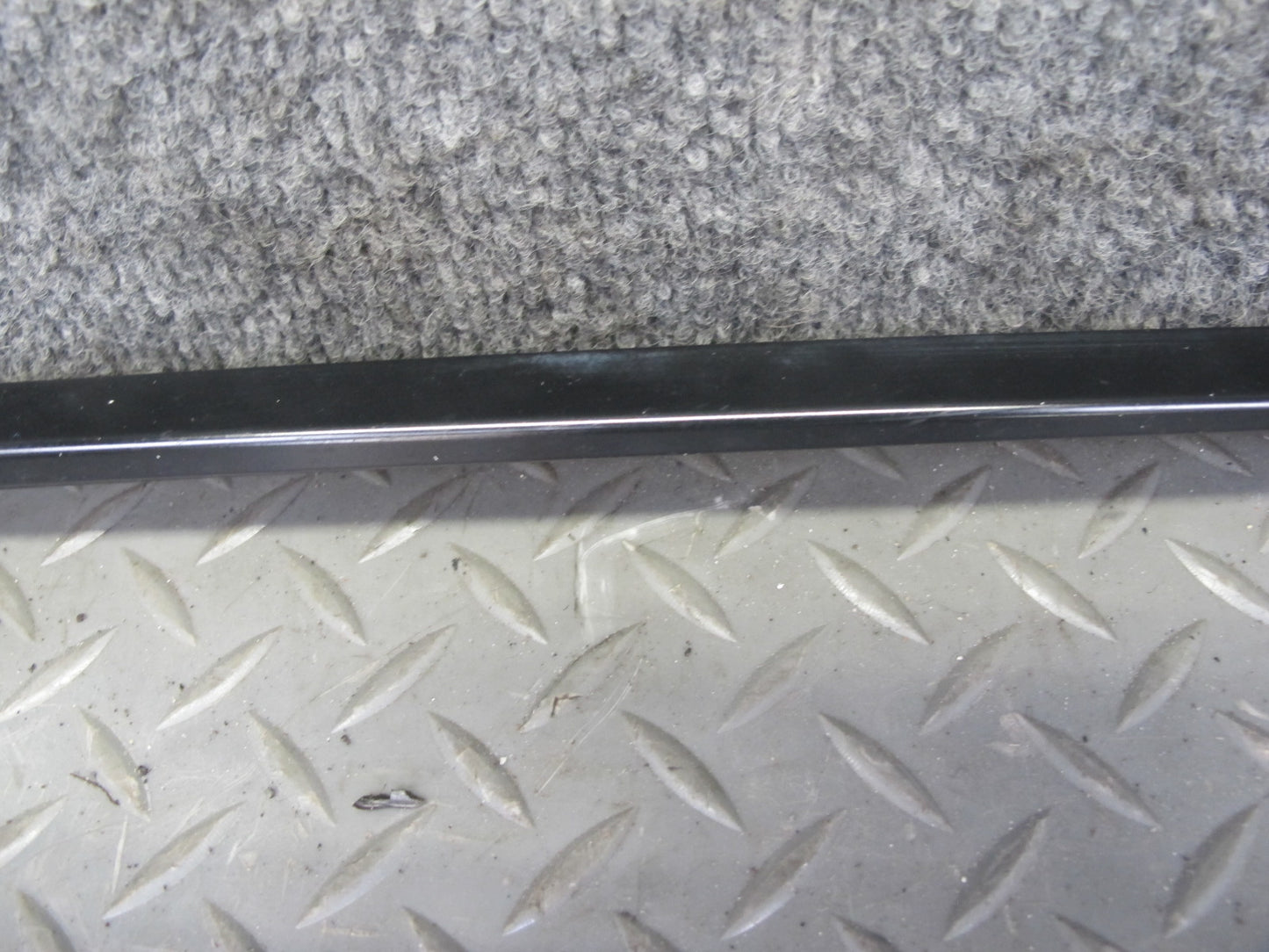 03-06 Porsche Cayenne 955 Front Windshield Exterior A Pillar Trim Molding Set