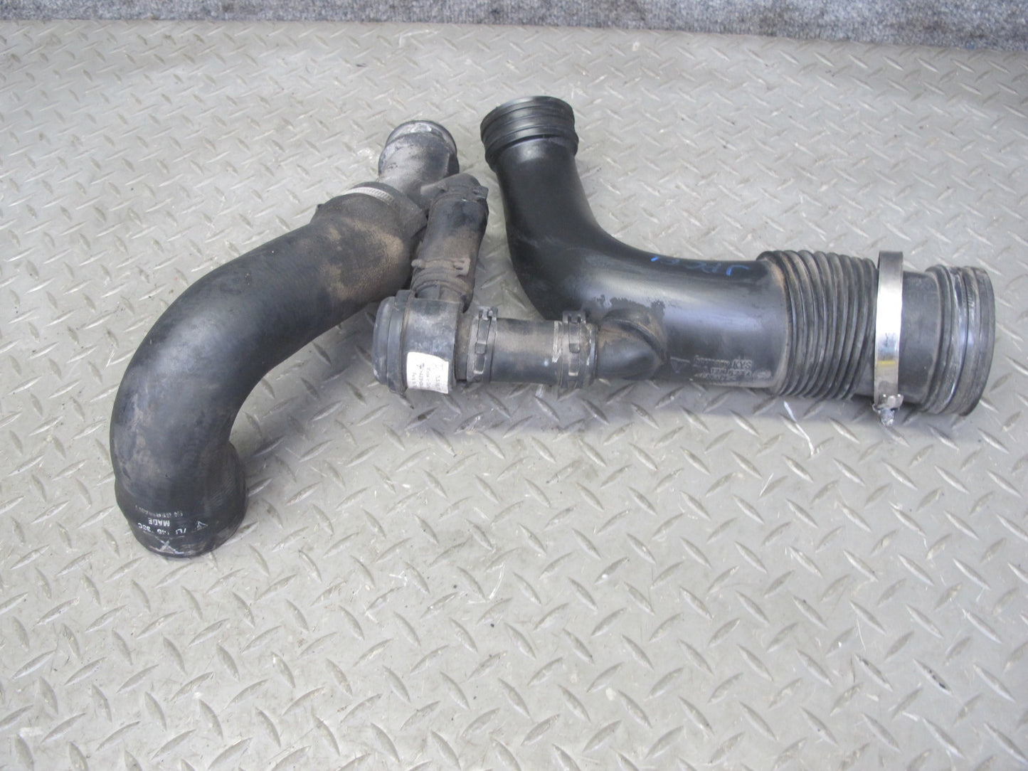 2003-2006 Porsche Cayenne 955 Turbo Air Intake Hose Pipe Line Set