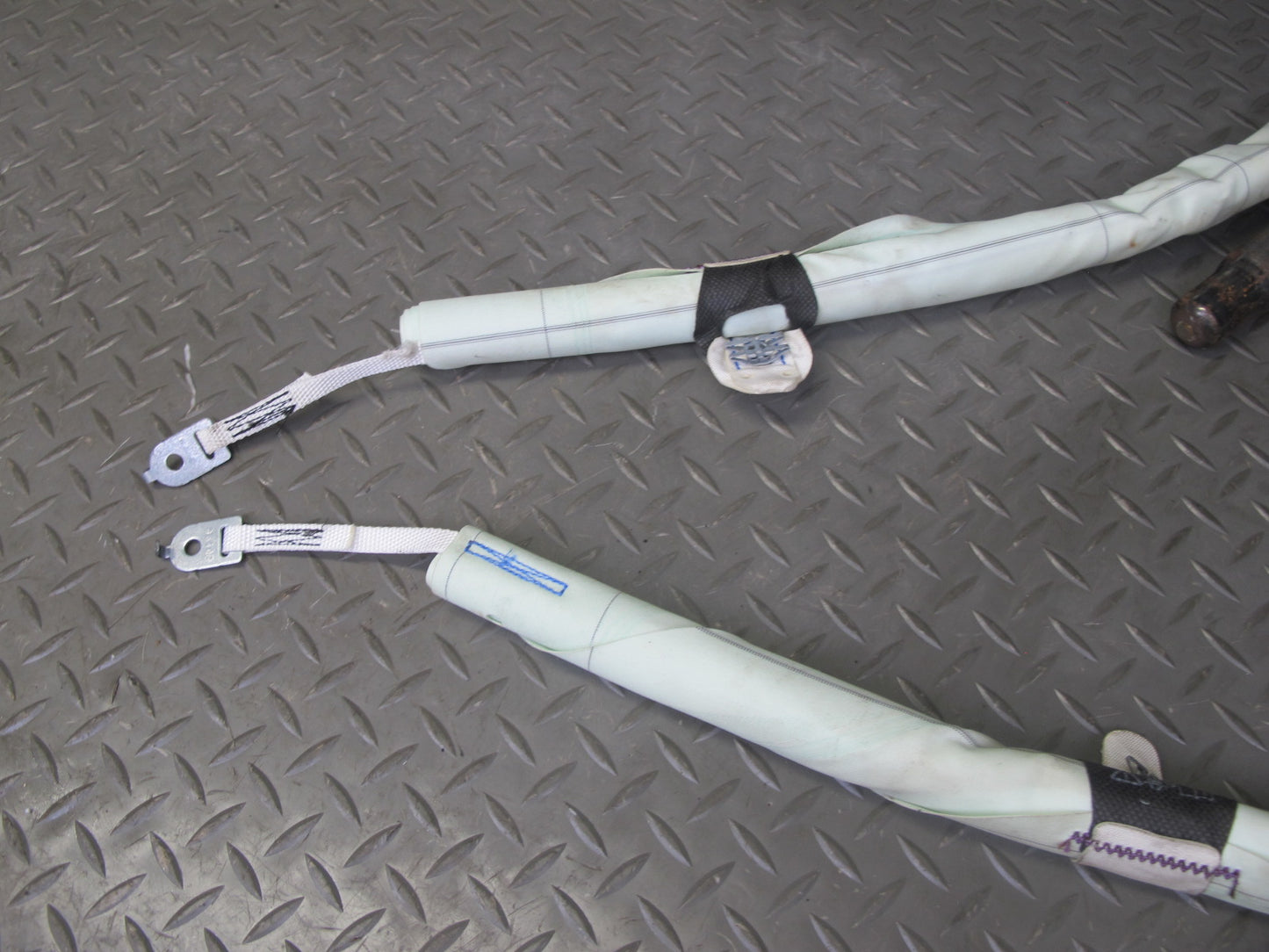 2015-2020 BMW F32 F82 RIGHT PASSENGER SIDE ROOF SRS AIRBAG 7239400 OEM