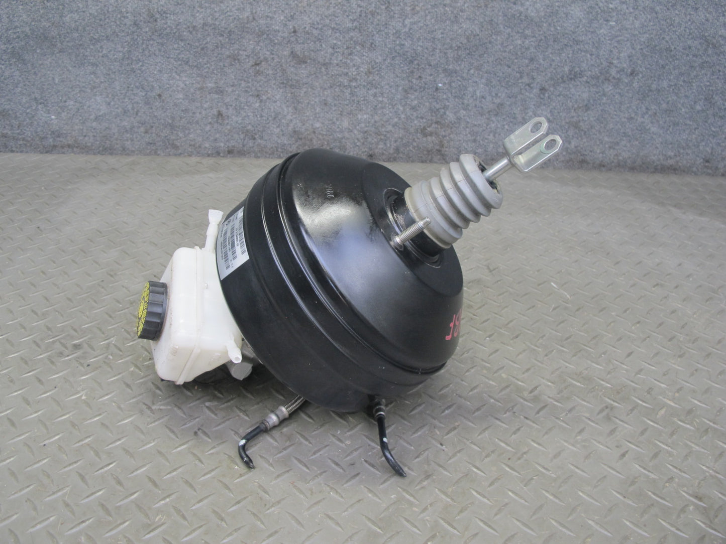 2015-2020 BMW F82 M4 Brake Master Cylinder Booster Fluid Reservoir