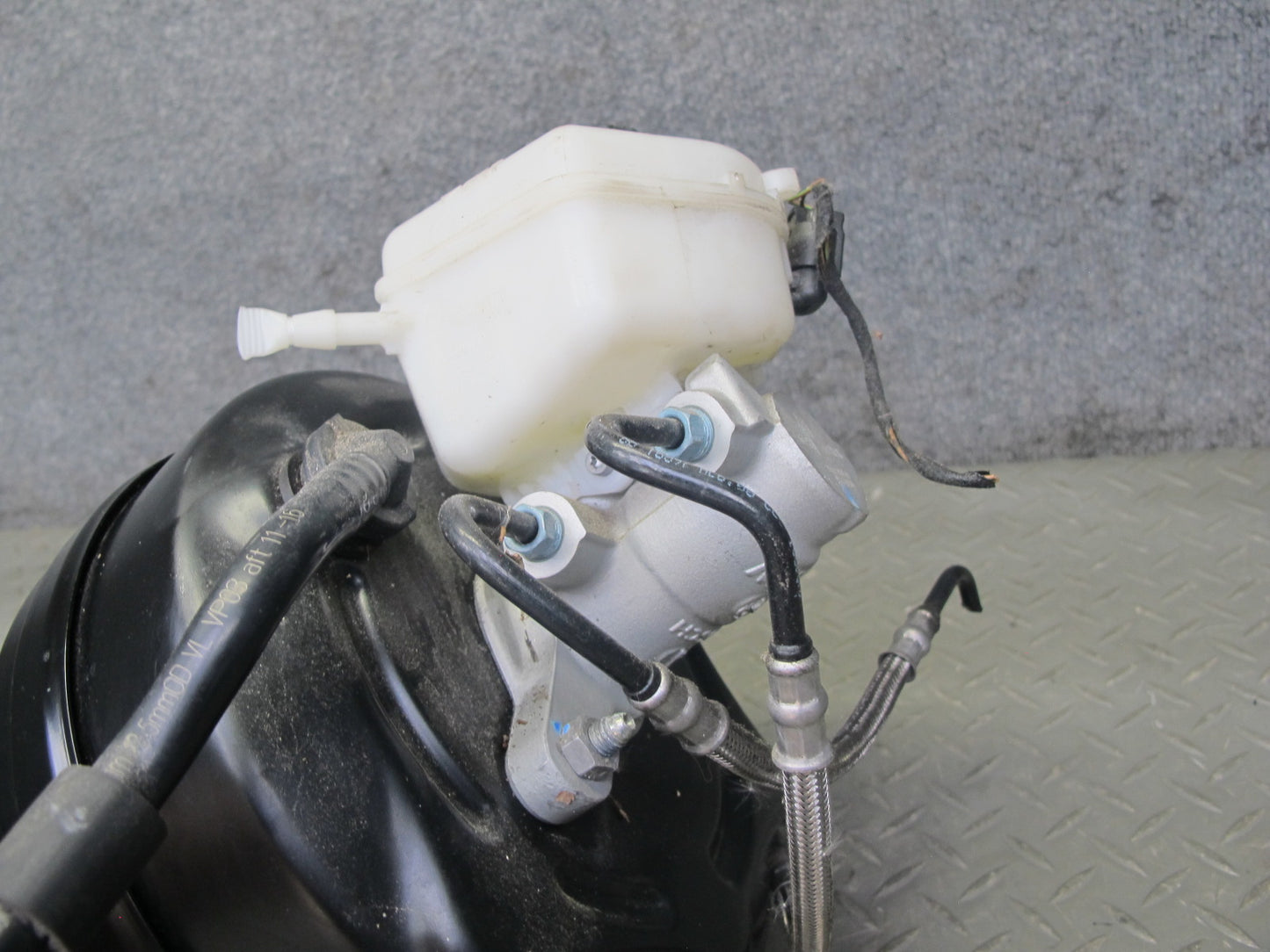 2015-2020 BMW F82 M4 Brake Master Cylinder Booster Fluid Reservoir