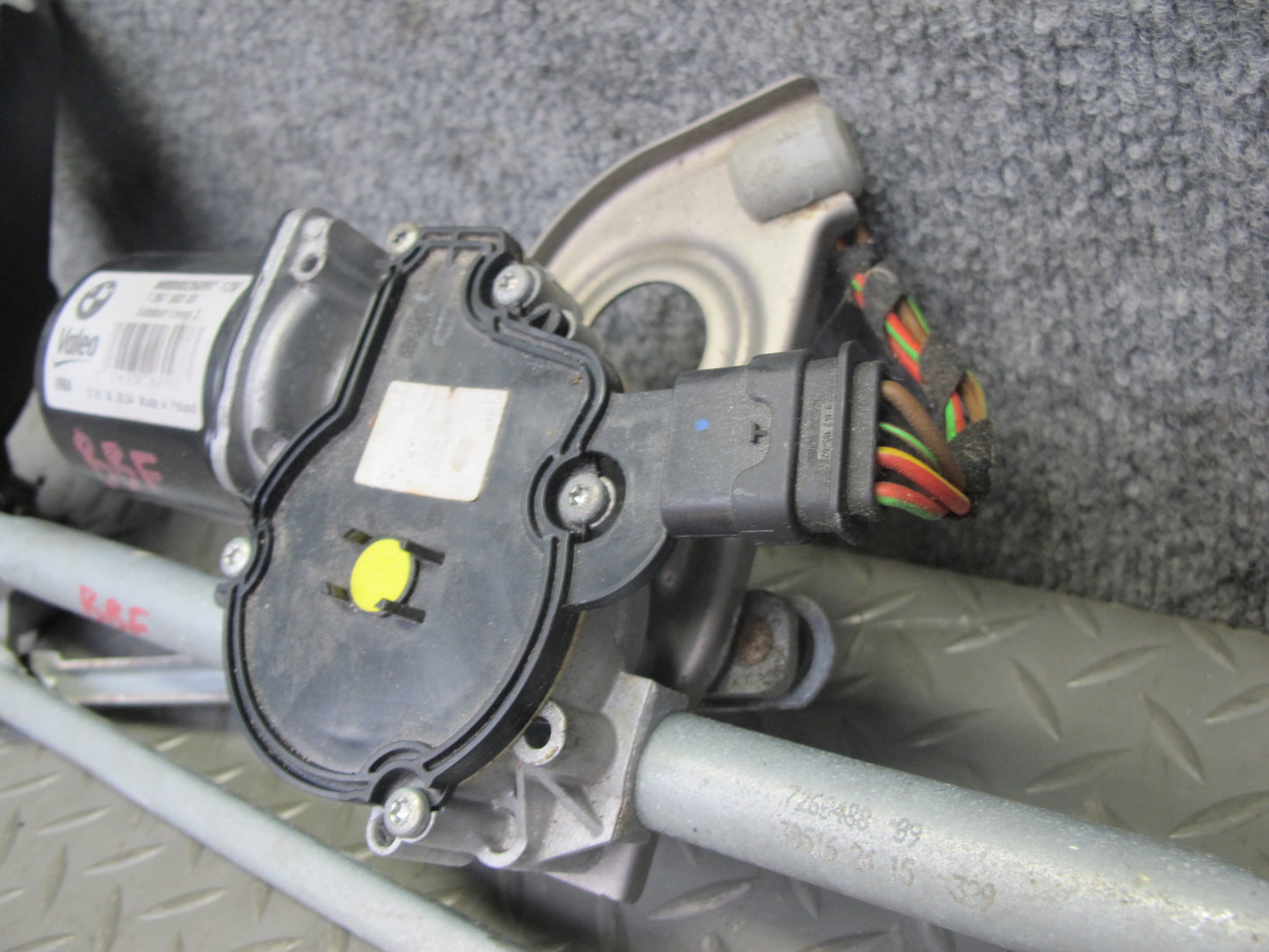 2015-2020 BMW F80 F82 M4 Windshield Wiper Transmission Linkage w Motor